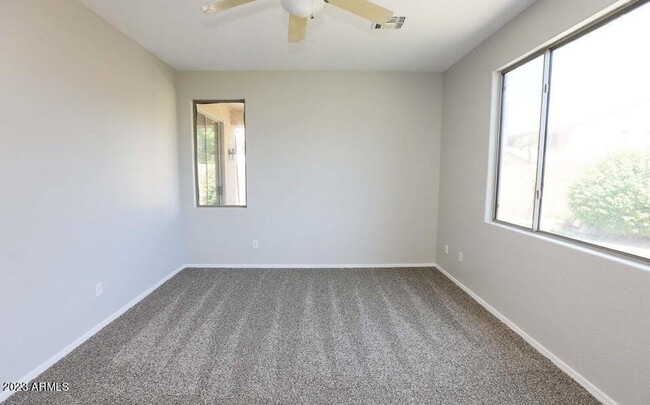 Building Photo - 3462 E Powell Way