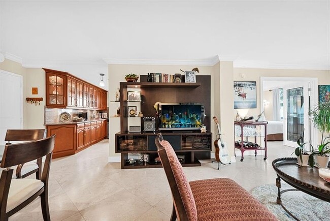 Building Photo - 3301 S Ocean Blvd