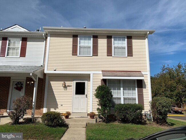 Building Photo - 8200 Aspen Glen Ct