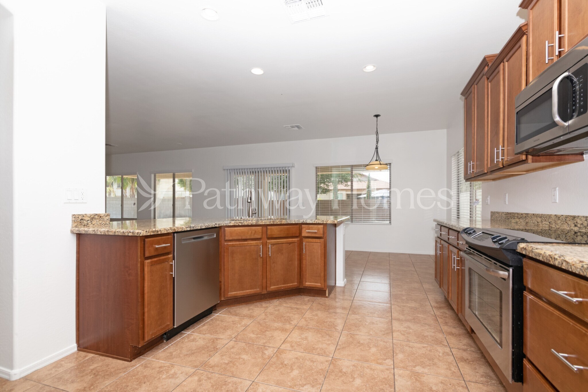 Building Photo - 4205 E Del Rio Dr