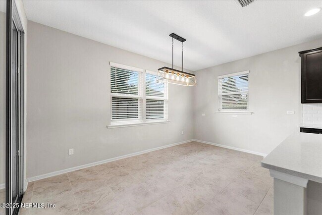 Building Photo - 154 Palisade Dr