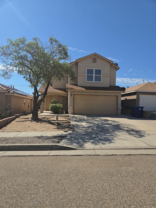 Primary Photo - 1716 Cielo Oeste Pl NW