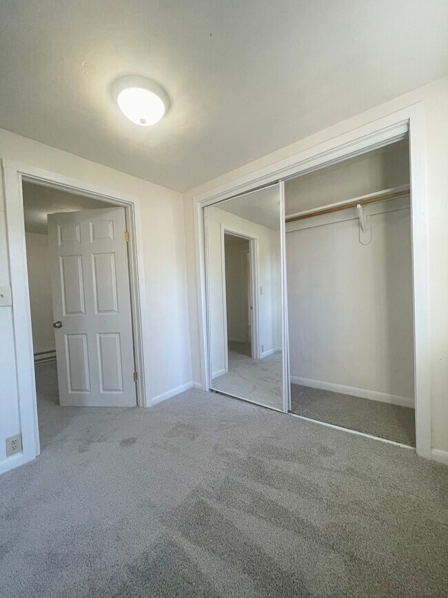 Building Photo - 2584 Virginia Beach Blvd