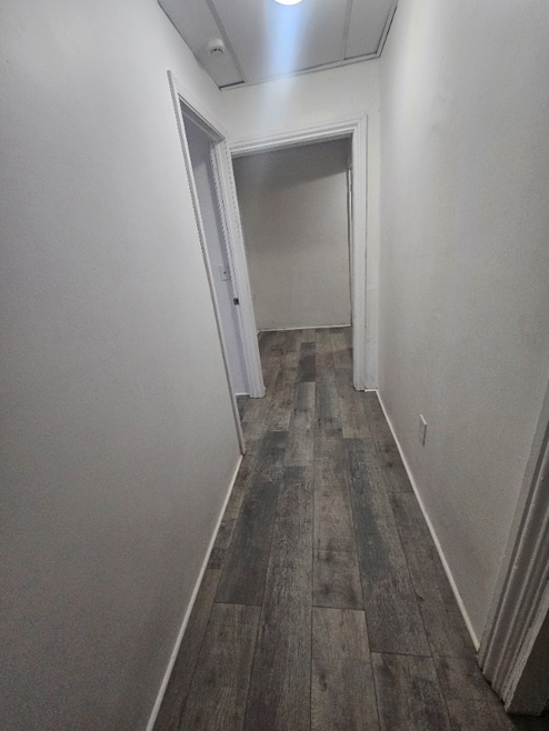 Building Photo - 113 Kirkpatrick St