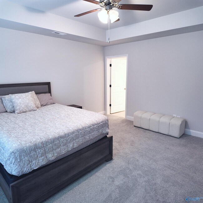 Building Photo - 14303 Lavender Ct