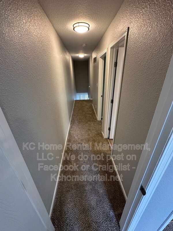 Building Photo - 503 SW 4 St