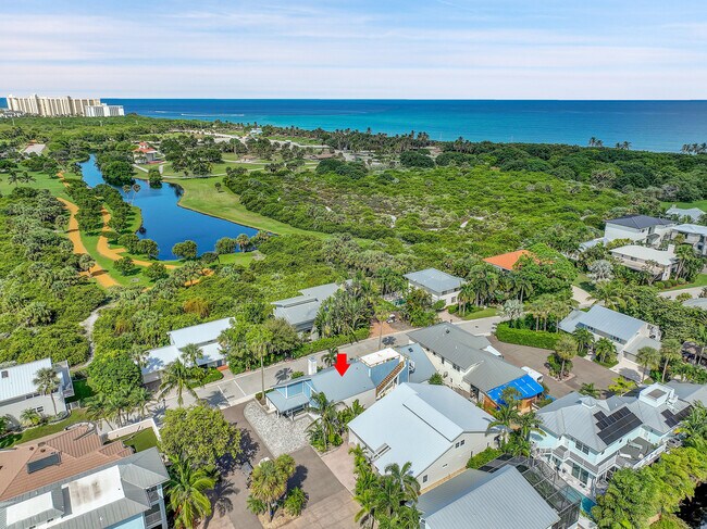 Building Photo - 600 Xanadu Pl