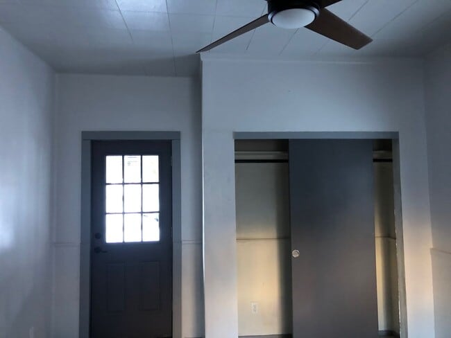 Building Photo - Renovated 2-Bedroom Standalone Home