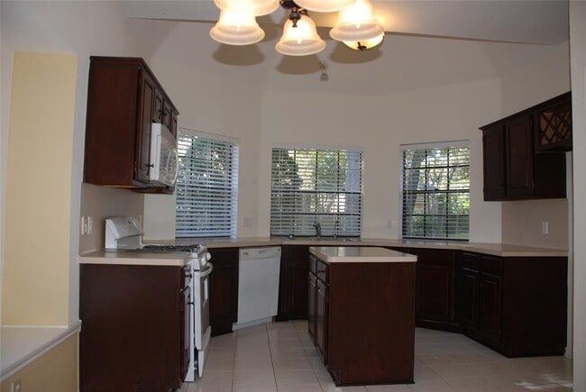Building Photo - 3342 Oak Branch Ln