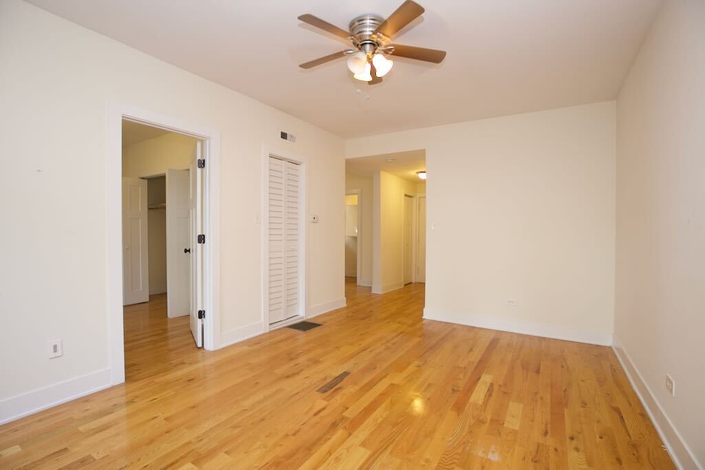 Building Photo - 1456 W Byron St