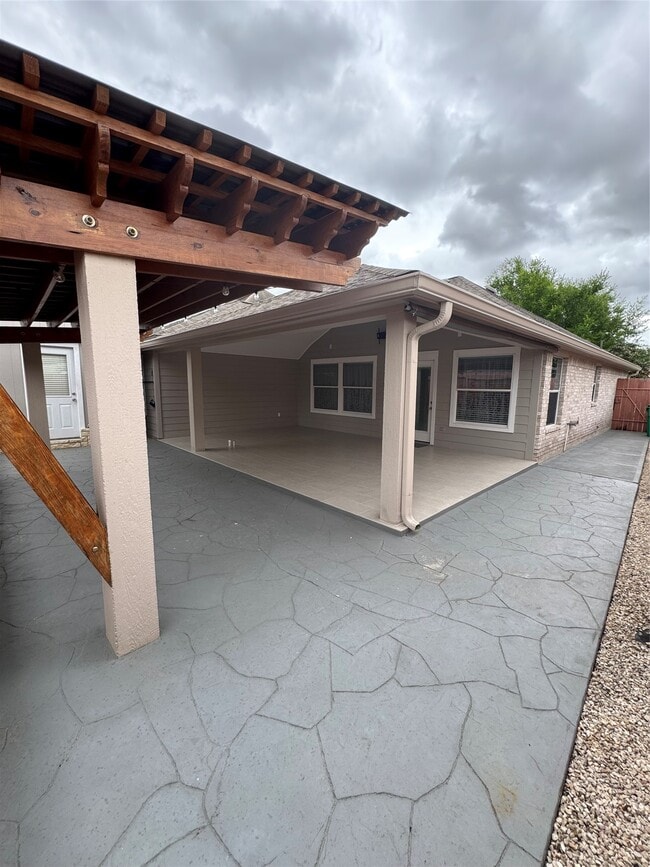 Building Photo - 5631 Bear Meadow Ln