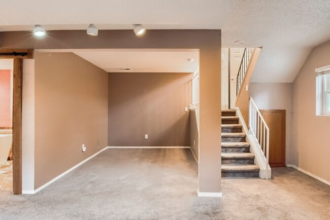 Building Photo - 8488 Prairie Clover Way