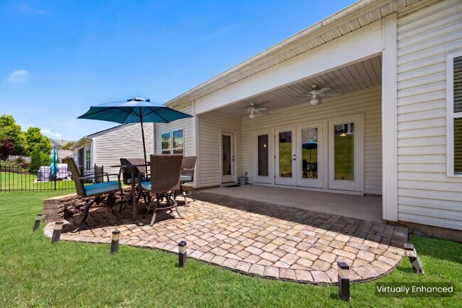 Building Photo - Amenity-Rich neighborhood!