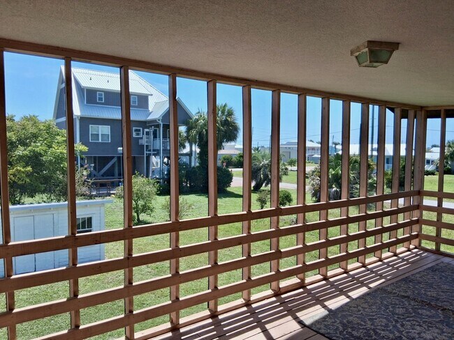 Building Photo - 9347 Cockles Ave