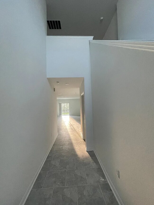 Building Photo - 3931 Willowbrook Dr, Edgewater, FL 32141