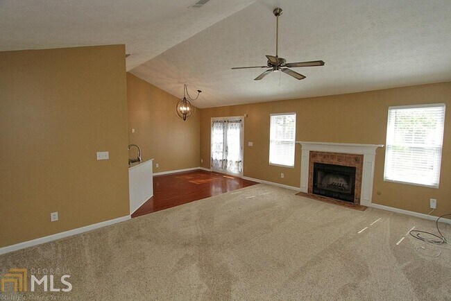 Building Photo - 2979 Sentinel Cir