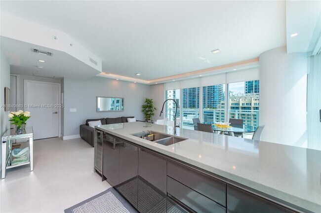 Building Photo - 1080 Brickell Ave