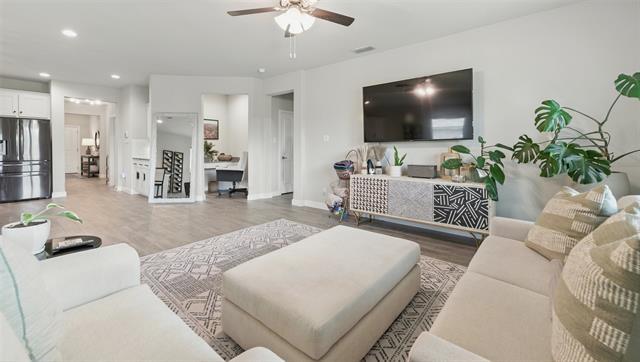 Building Photo - 712 Finchley Dr