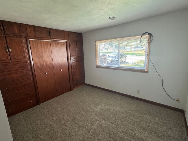 Building Photo - Single-family home available now near UNI