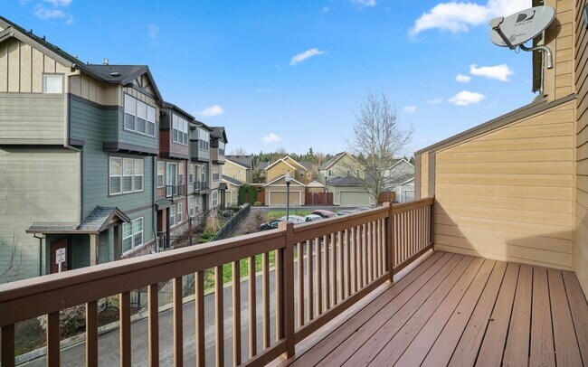 Building Photo - 3454 SE Northwood Way