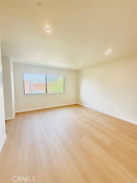 Building Photo - 27939 Ridgebrook Ct