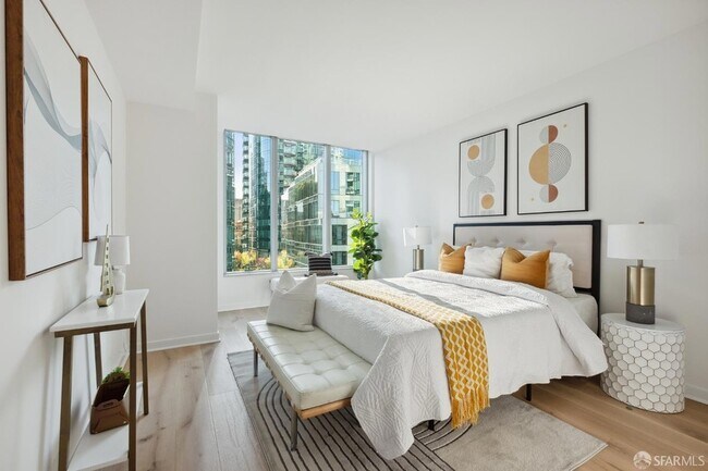 Building Photo - 333 Main St