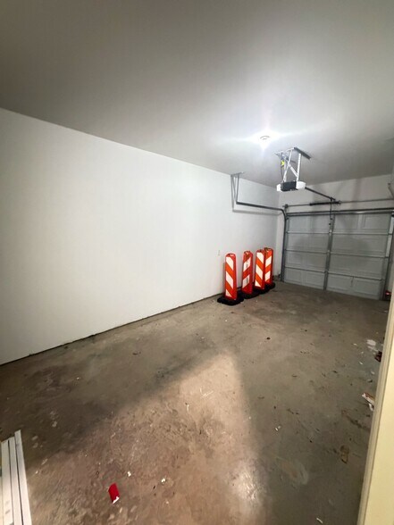 Building Photo - 3447 Frazier Ave