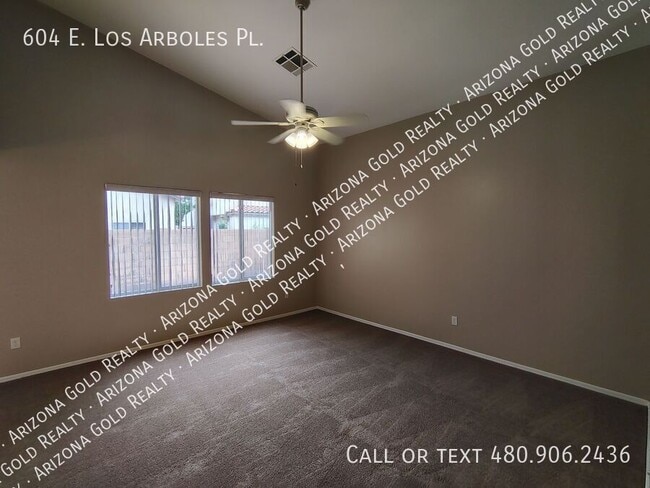 Building Photo - 604 E Los Arboles Pl