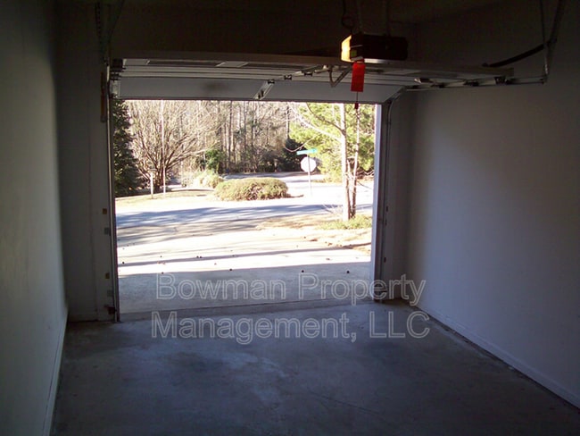 Building Photo - 125 Cardinal Creek Ln