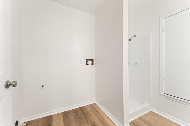 Building Photo - 15205 Cavalier Canyon Dr