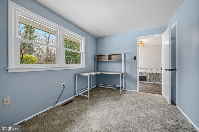 Building Photo - 1513 Fresno Rd