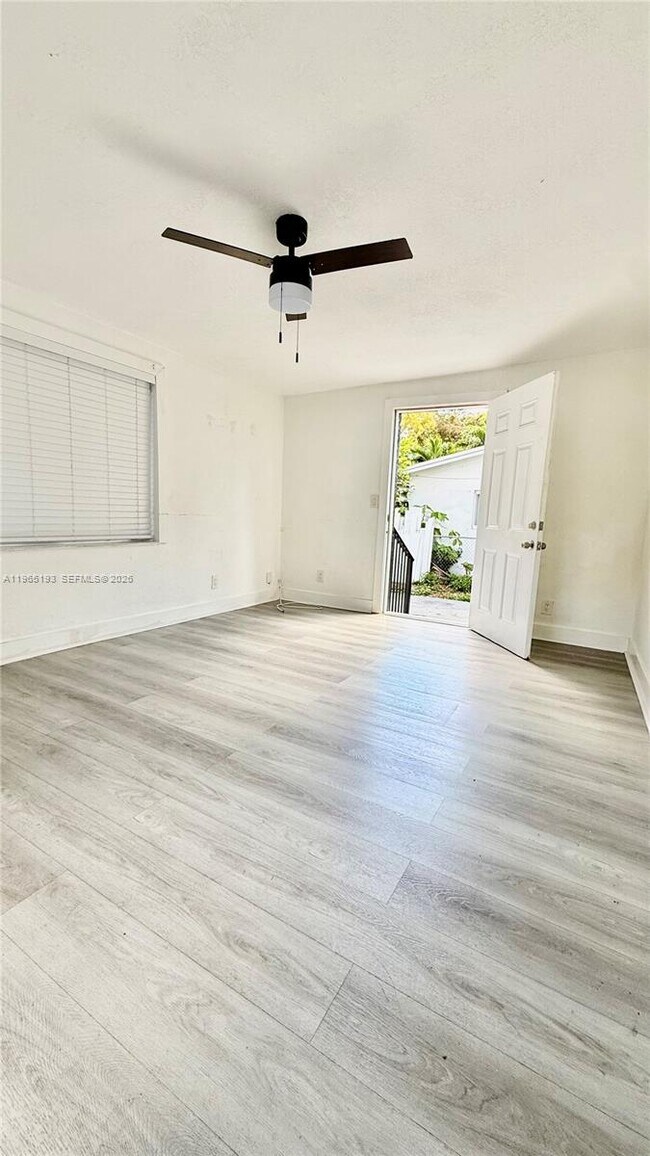 Building Photo - 2238 NW 5th St