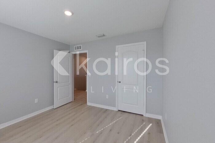 Building Photo - 30098 Fedora Cir