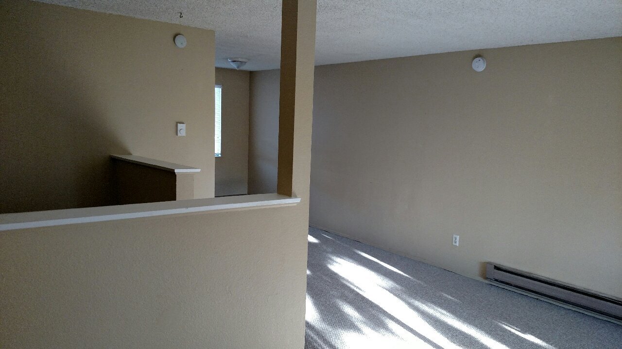 Living and Dining Room - 1122 Francis Ave