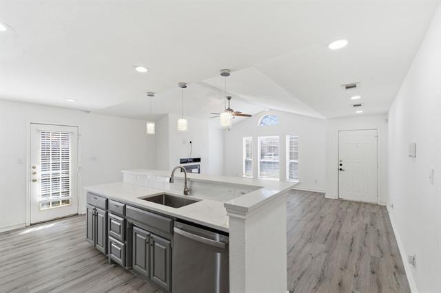 Building Photo - 4205 Fernleaf Dr