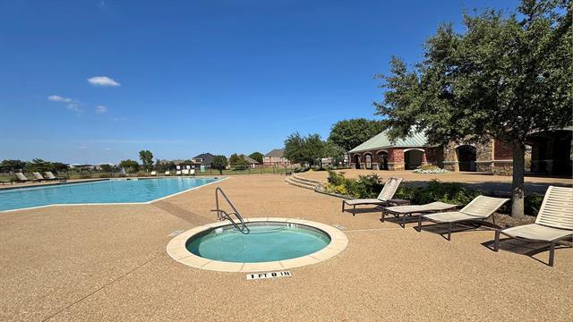 Building Photo - 1113 Seguin Rd