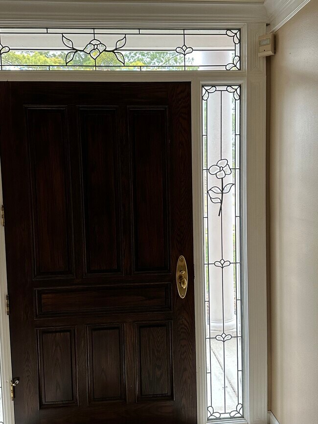 Building Photo - 4866 Riverchase Dr