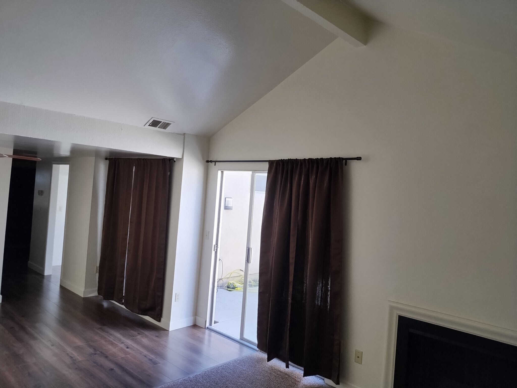 Building Photo - 3545 Fountain Way