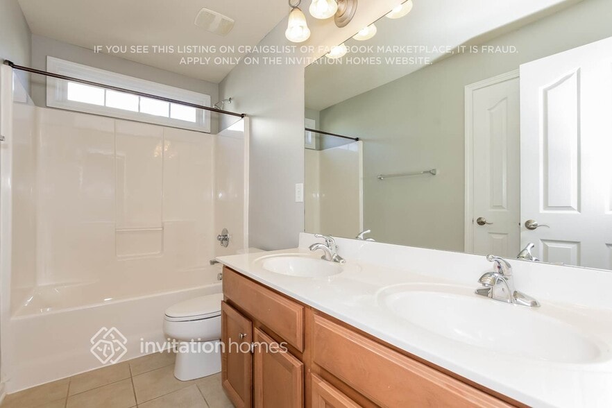 Building Photo - 1220 Brough Hall Dr