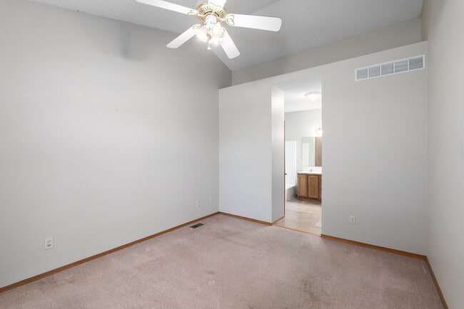 Building Photo - 11907 W Jewell St