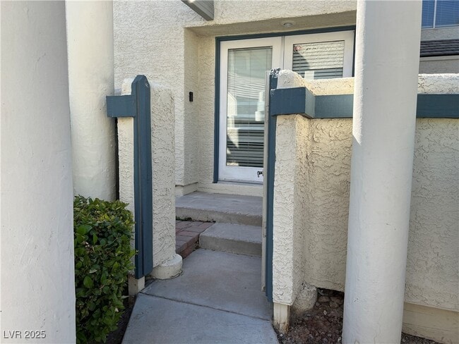 Building Photo - 8901 Antioch Way