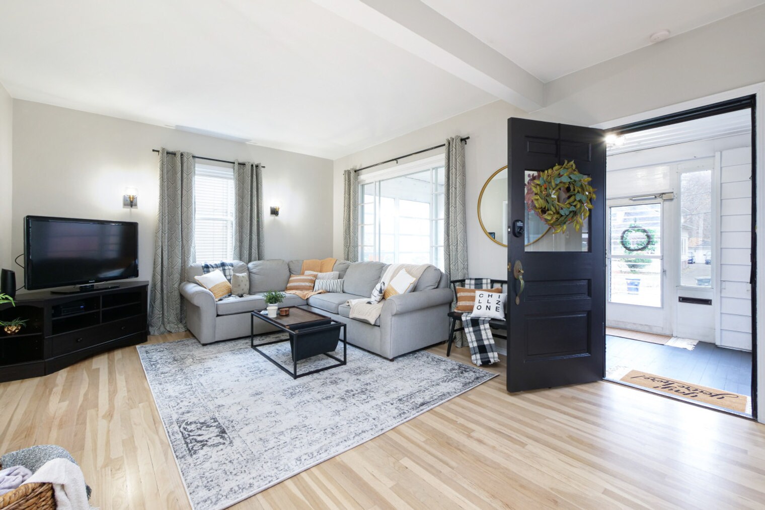 Building Photo - 713 Crosby St