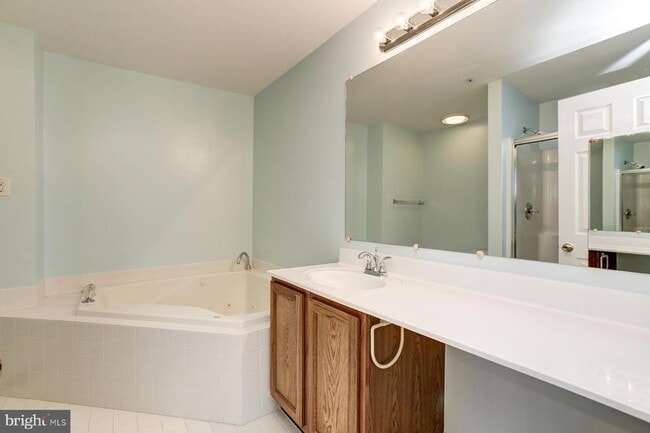 Building Photo - 12207 Sleepy Horse Ln