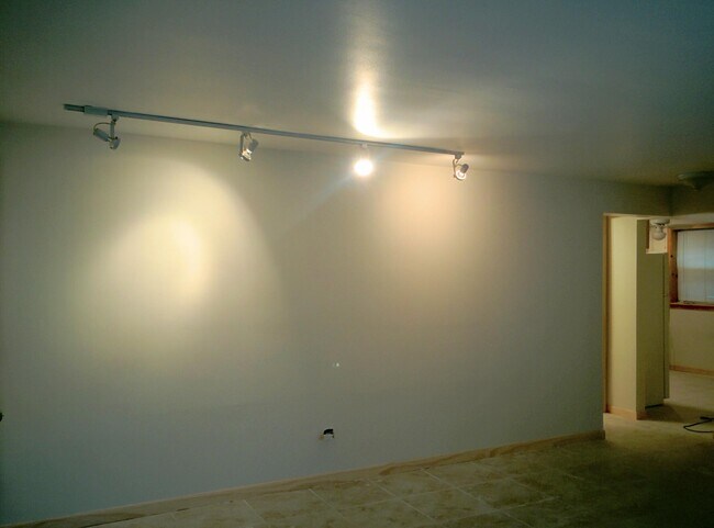 Building Photo - 10138 Hartford Ct