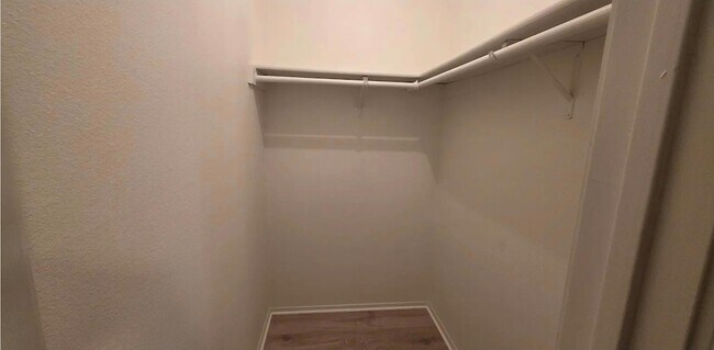 Building Photo - 1300 Tuffit Ln