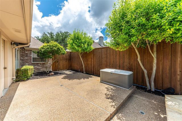 Building Photo - 10616 Red Cedar Dr