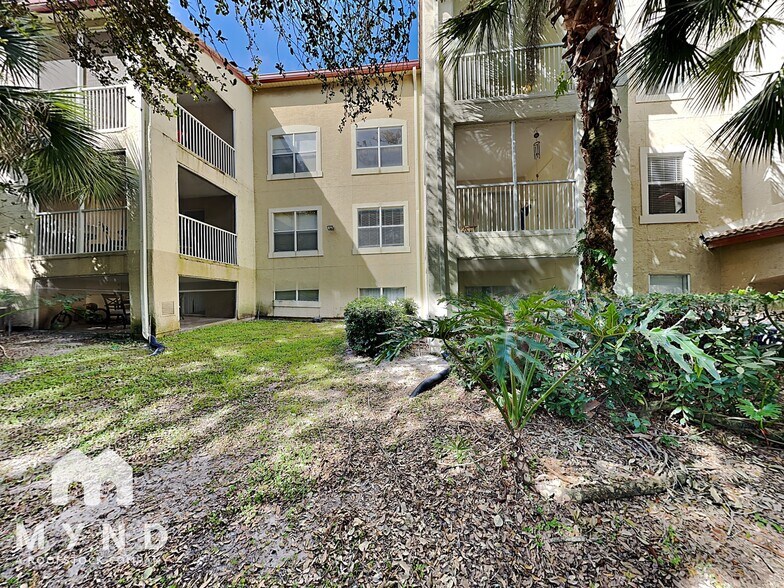 Building Photo - 829 Camargo Way
