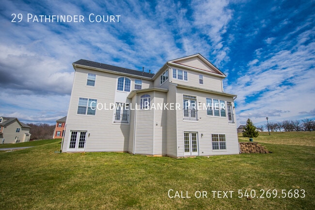 Building Photo - 29 Pathfinder Ct