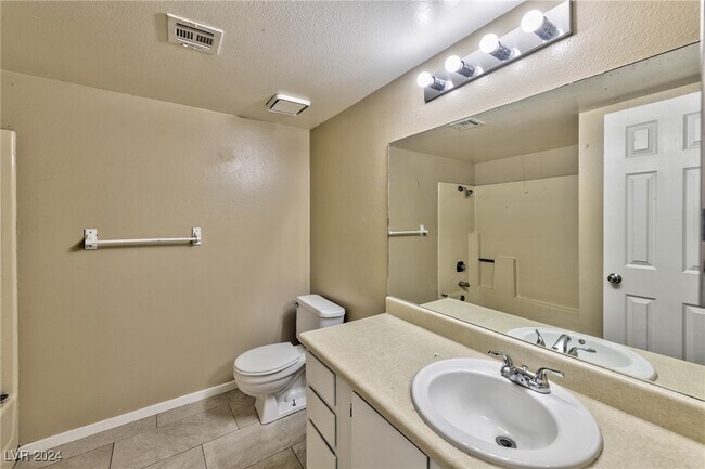 Building Photo - 2981 Country Manor Ln