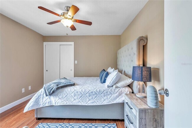 Building Photo - 5172 Coquina Key Dr SE